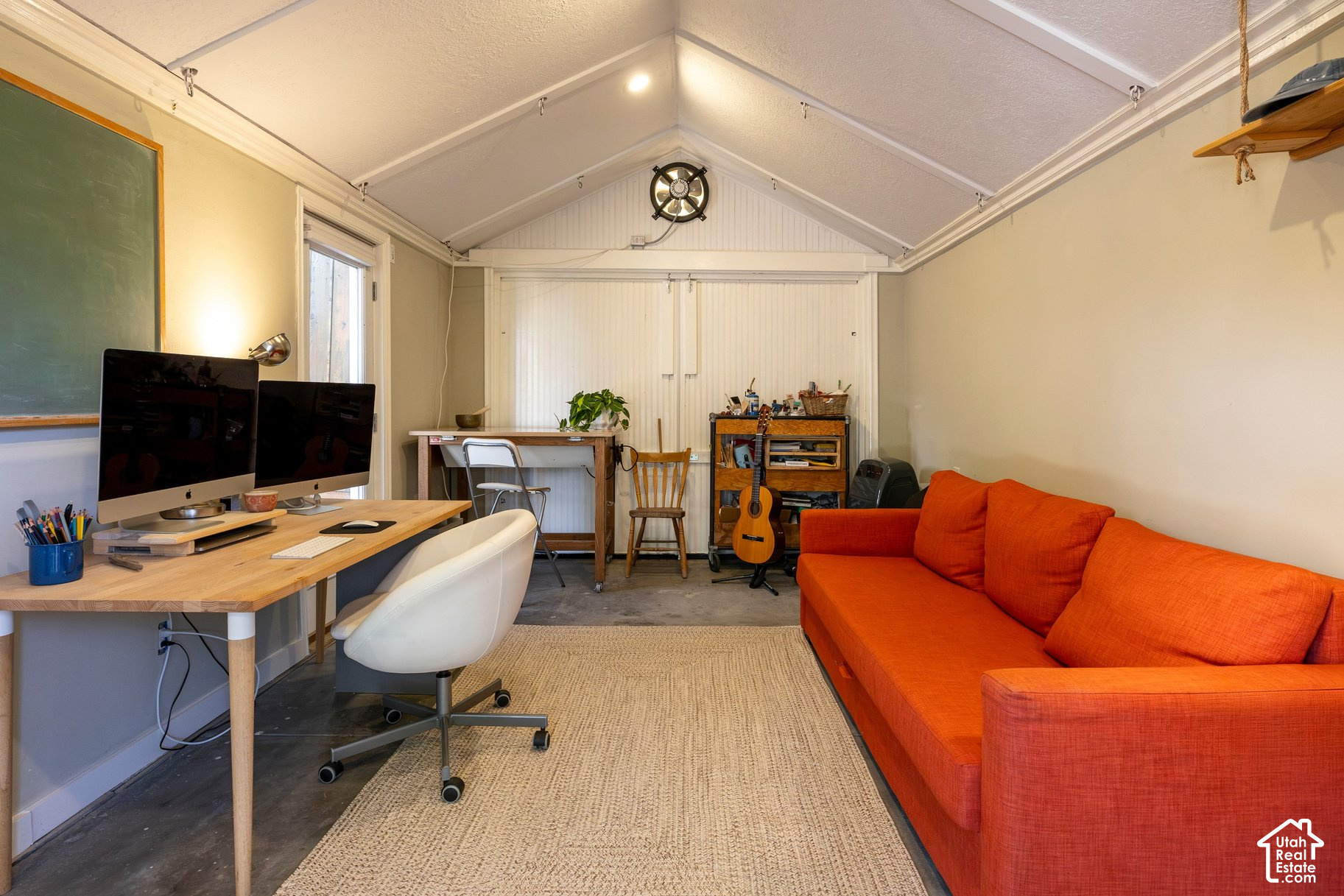 property viewer photo 42