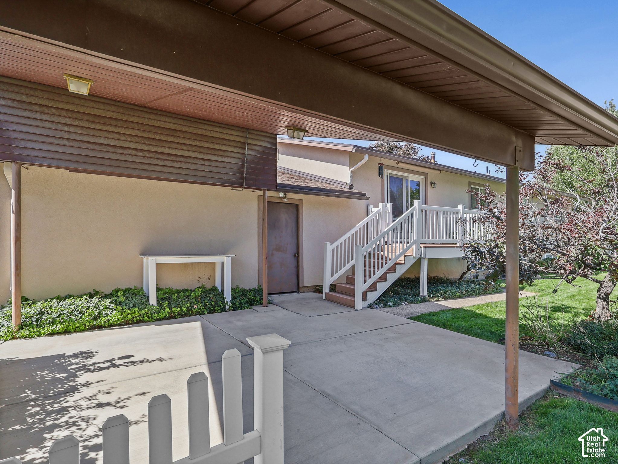 main property photo 49