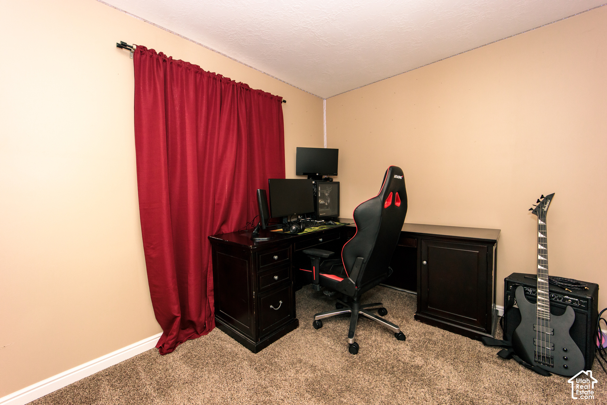 main property photo 34