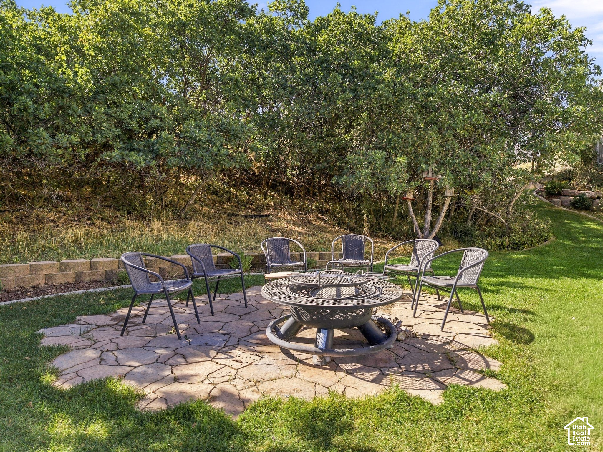 main property photo 50