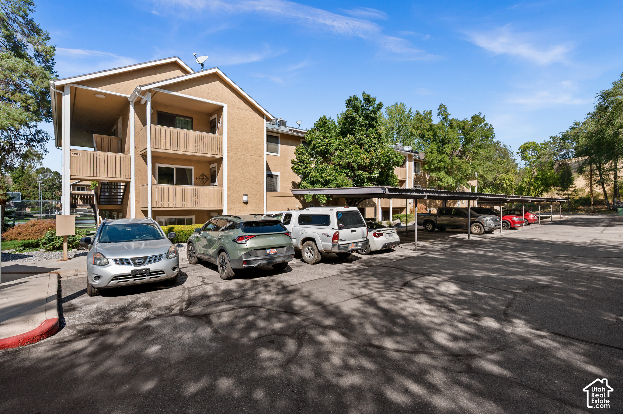 main property photo 22