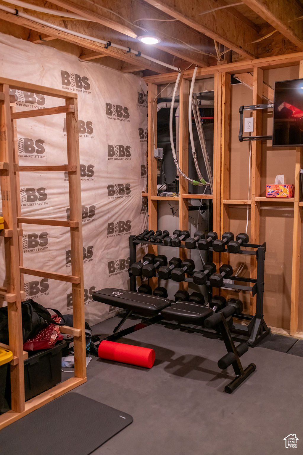 main property photo 79