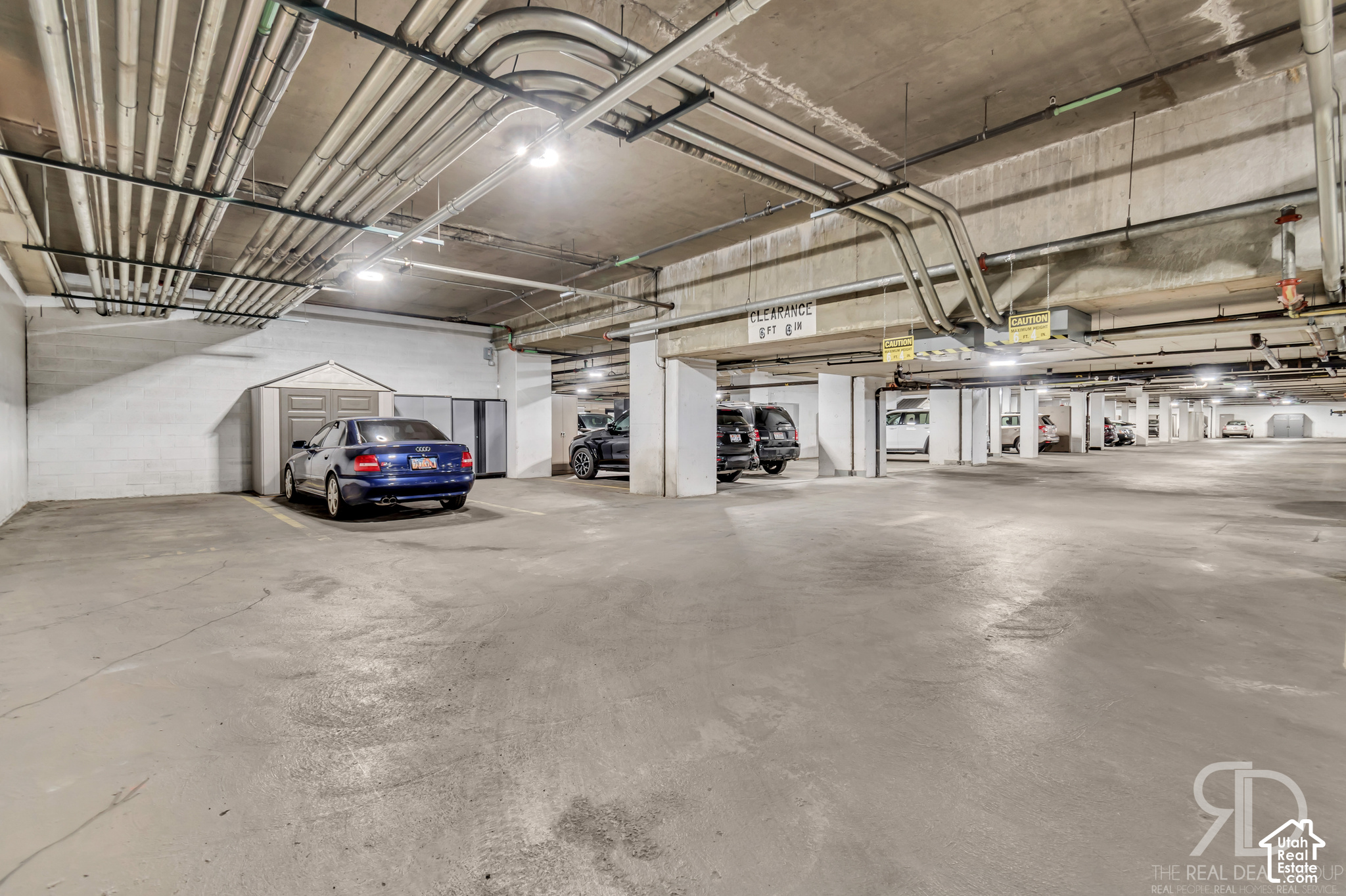 main property photo 39