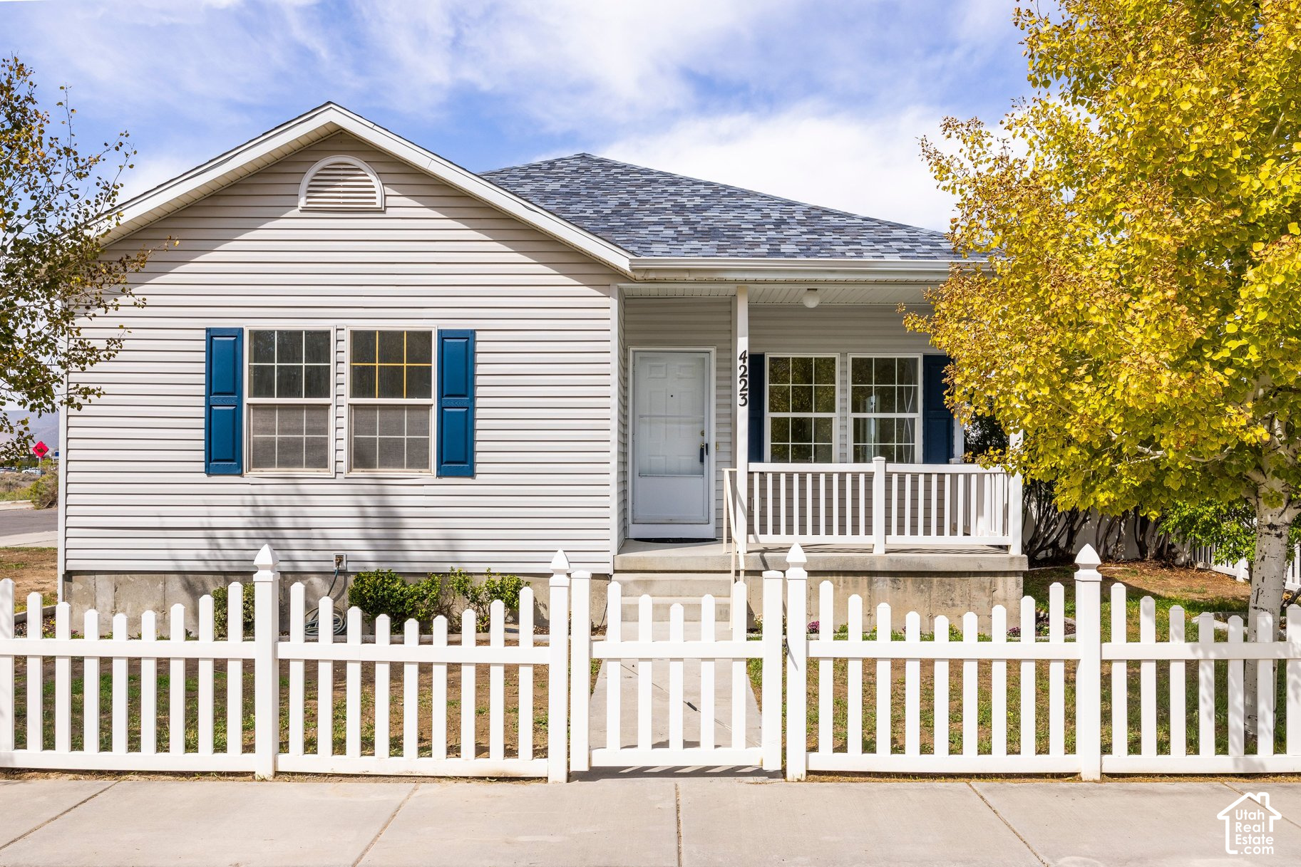 main property photo 32