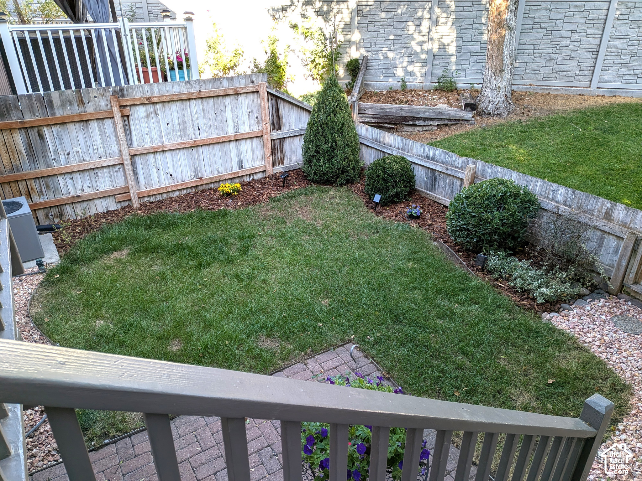 main property photo 38