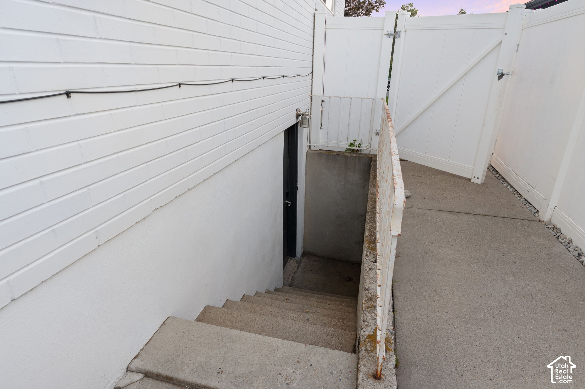 main property photo 47