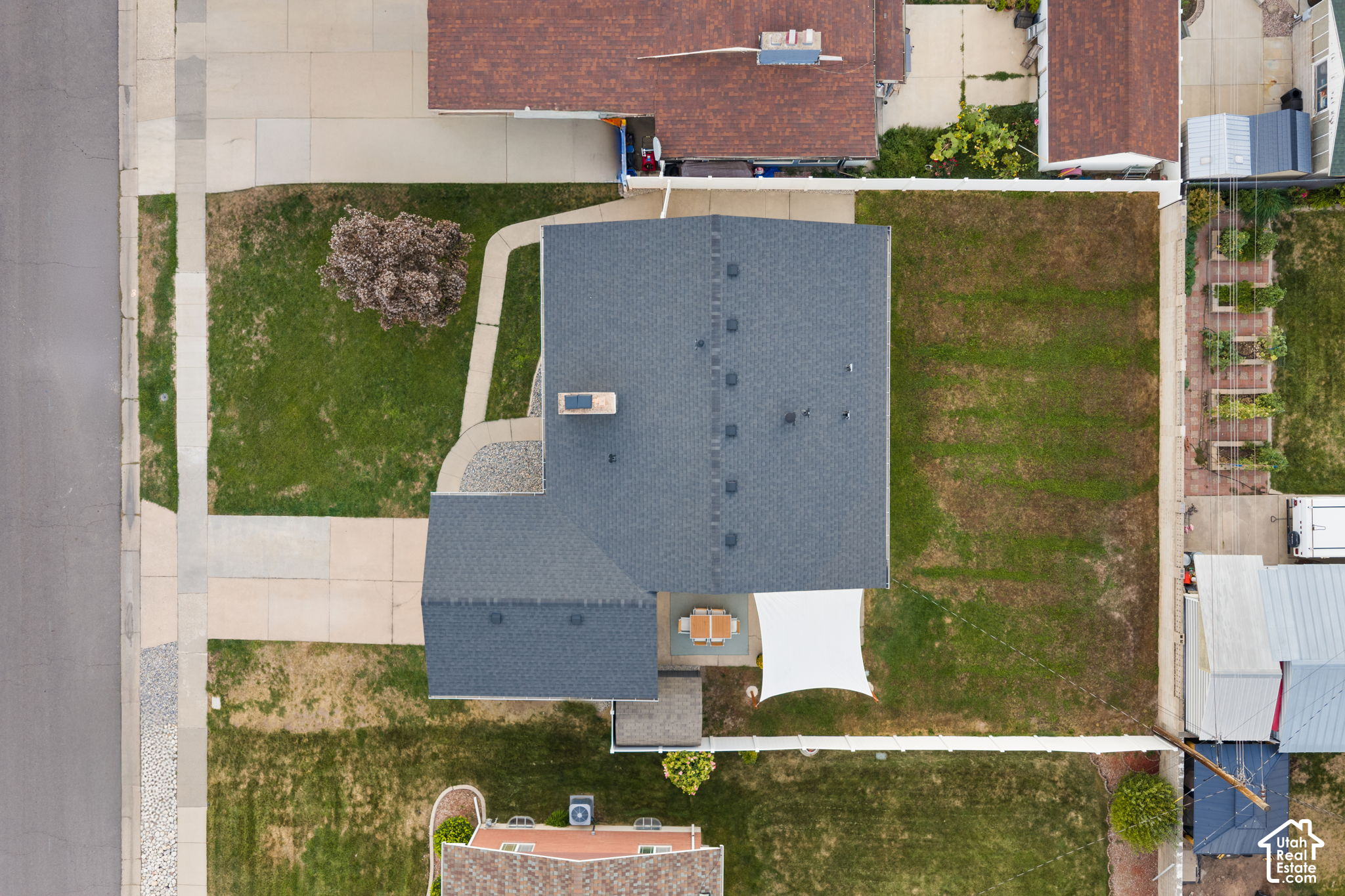 main property photo 59