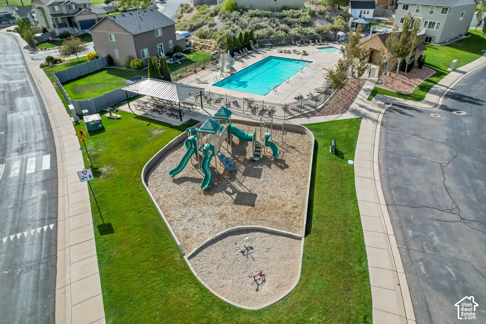 main property photo 49