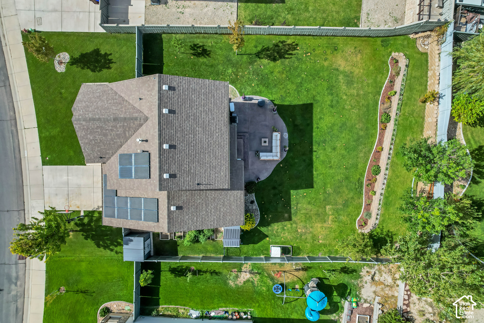 main property photo 64