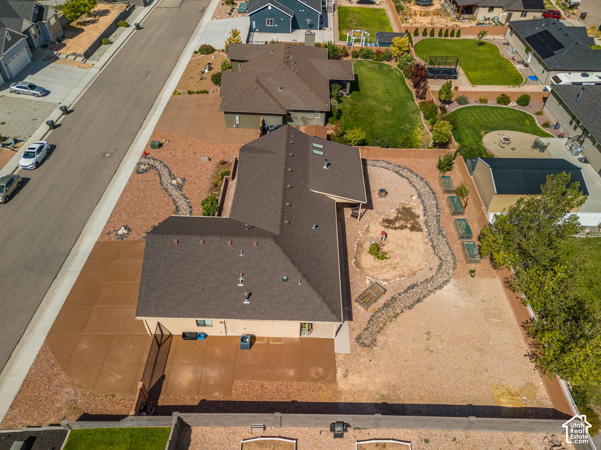 main property photo 42