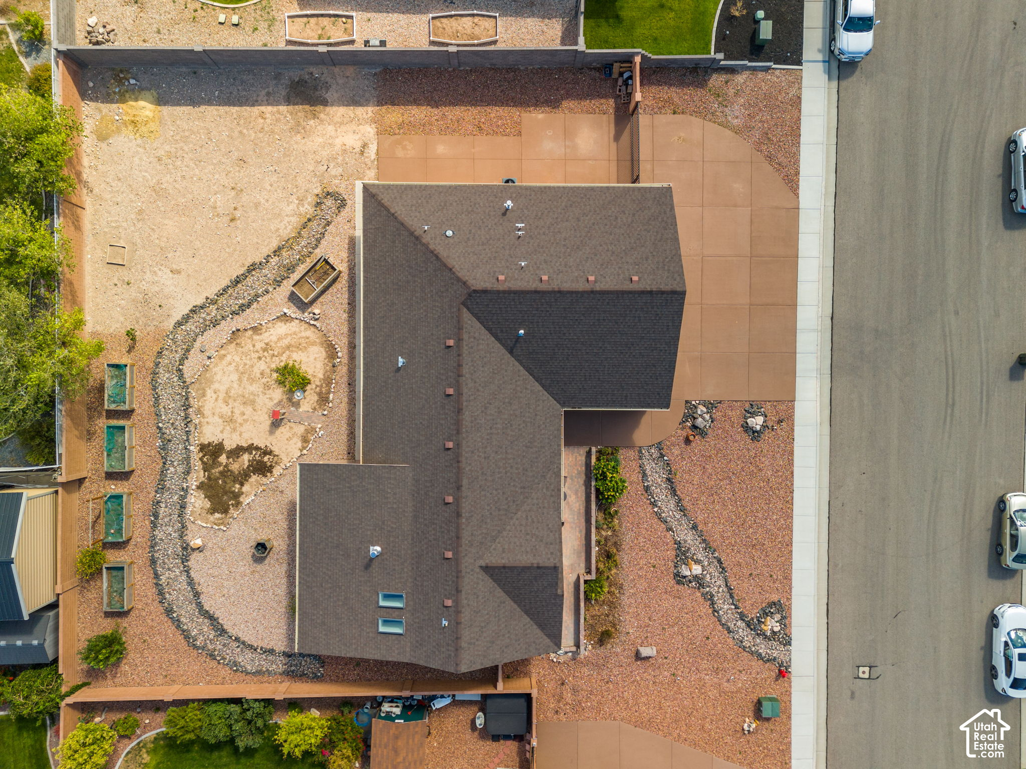 main property photo 47