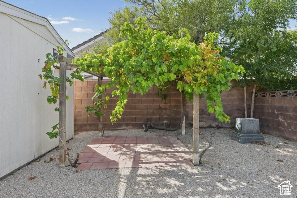 main property photo 36