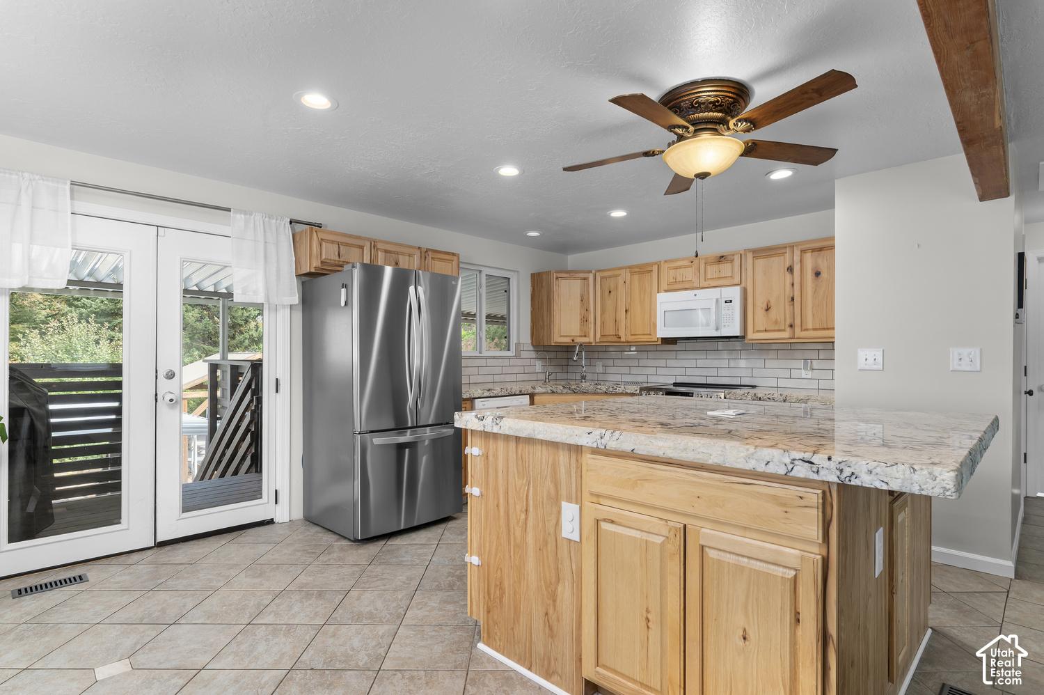 main property photo 7