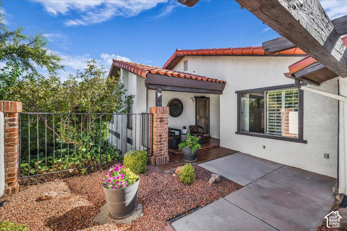 main property photo 10