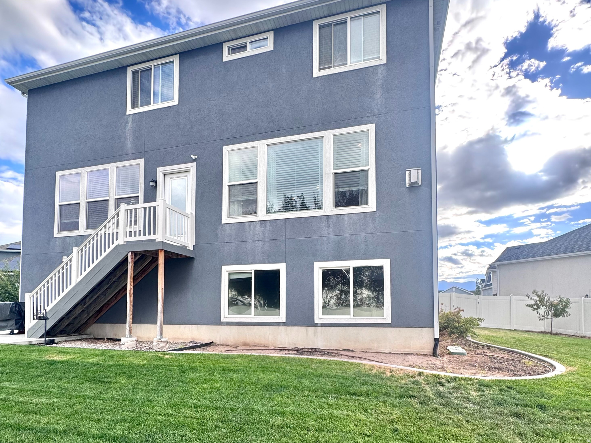 main property photo 54
