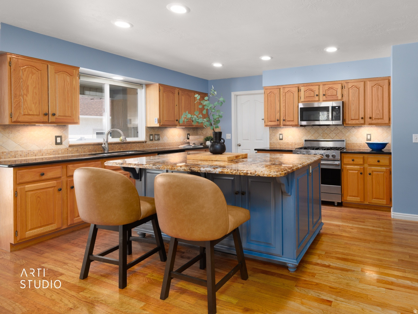 main property photo 1