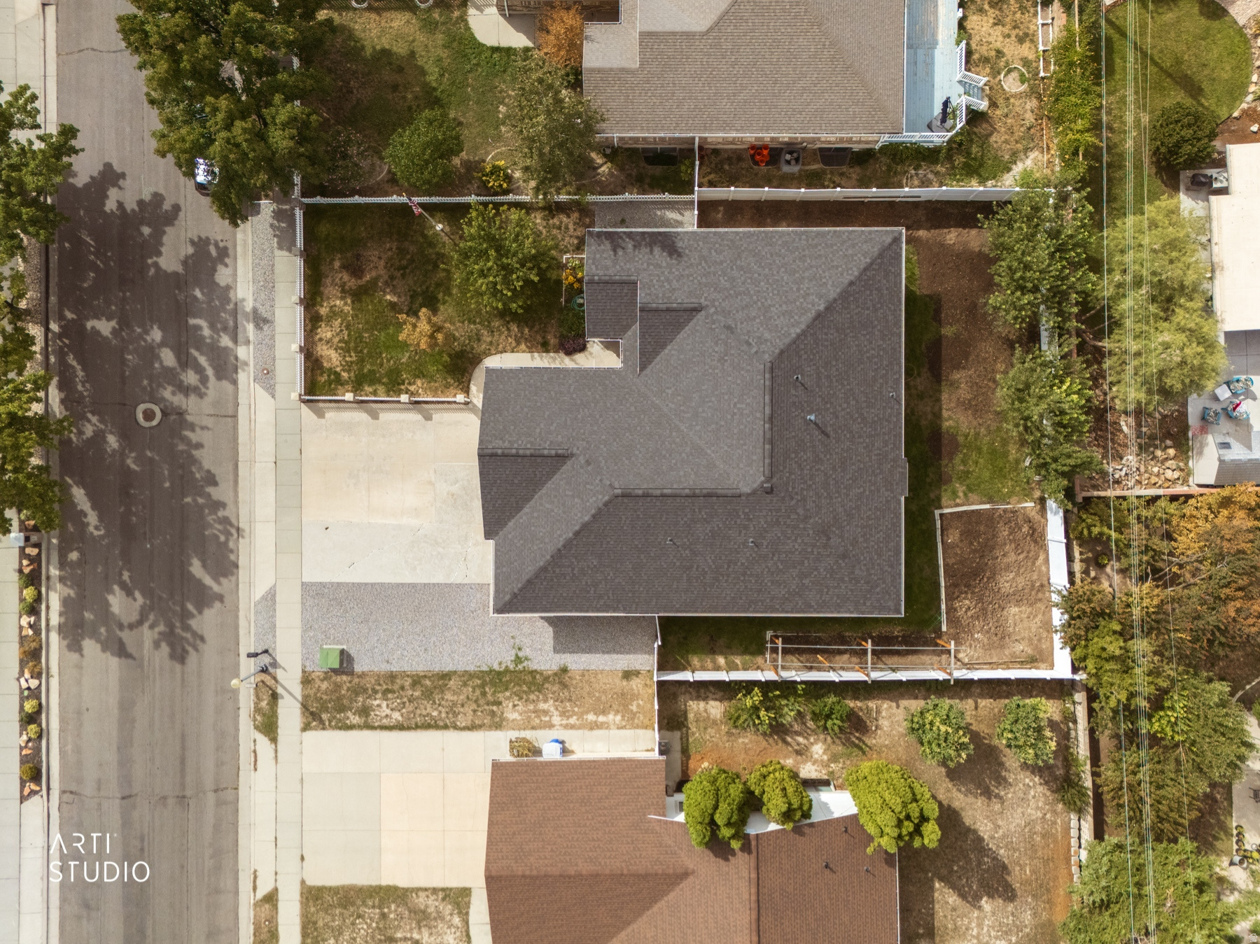 main property photo 45