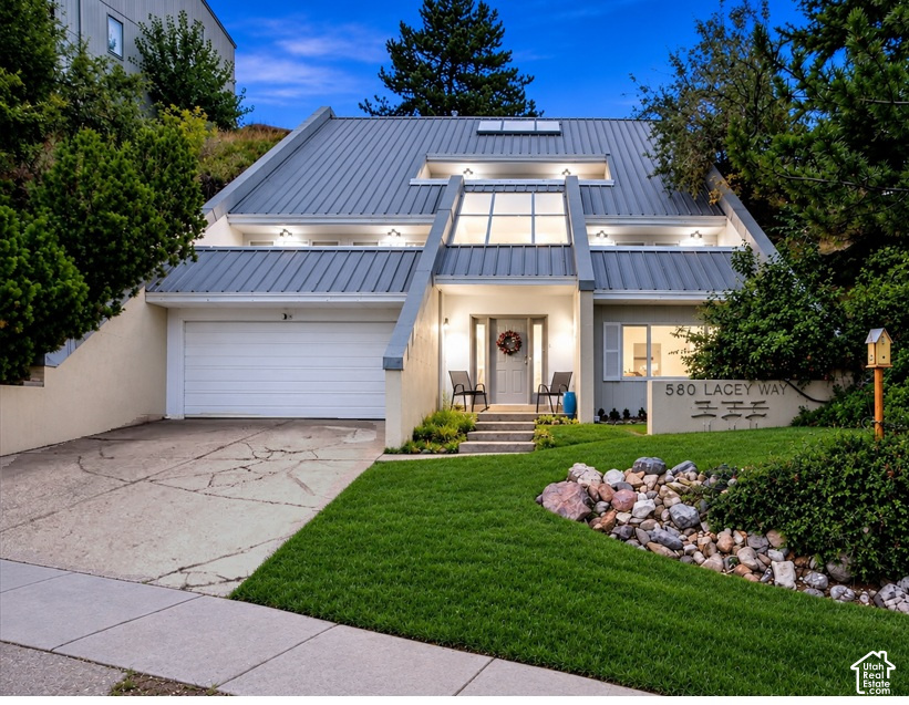 main property photo 0