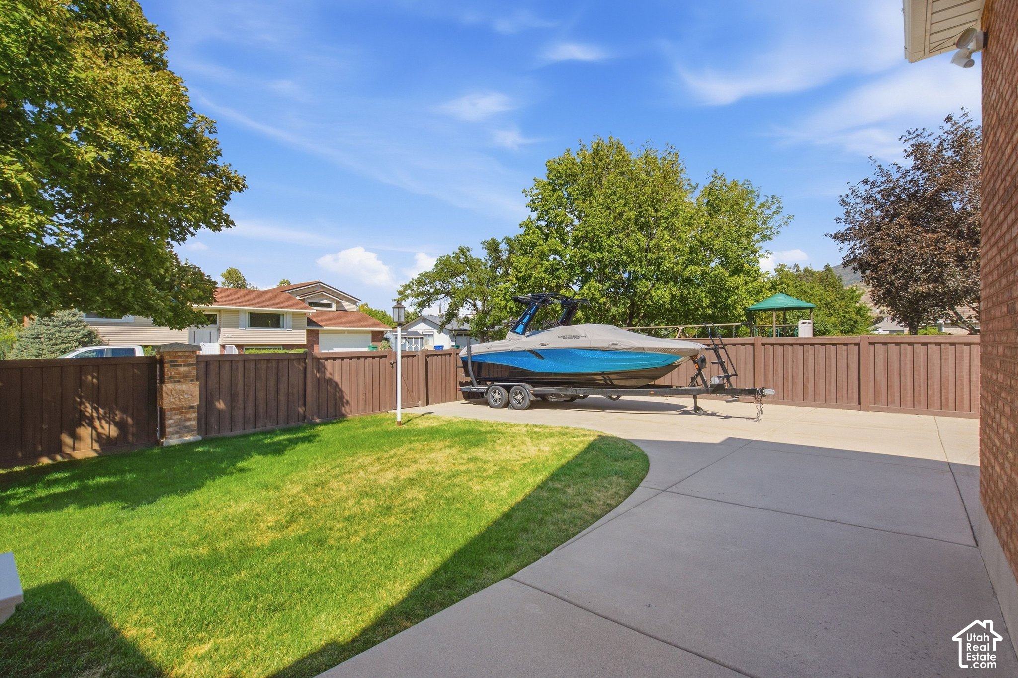 main property photo 60