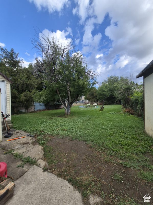 main property photo 8