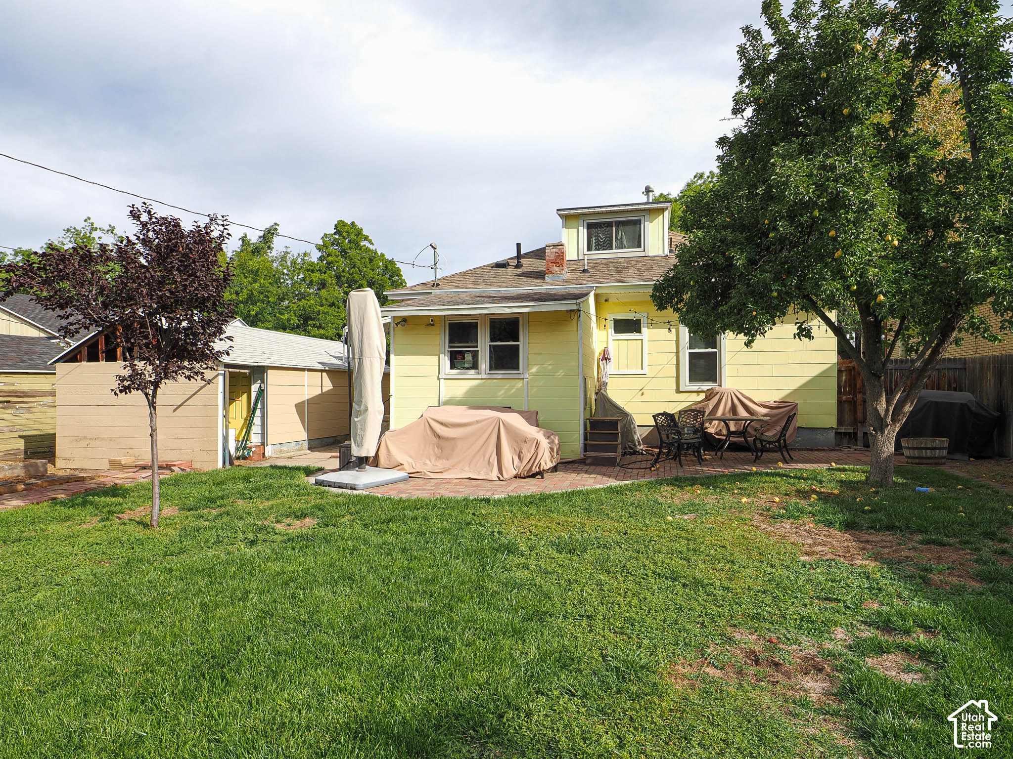 main property photo 30