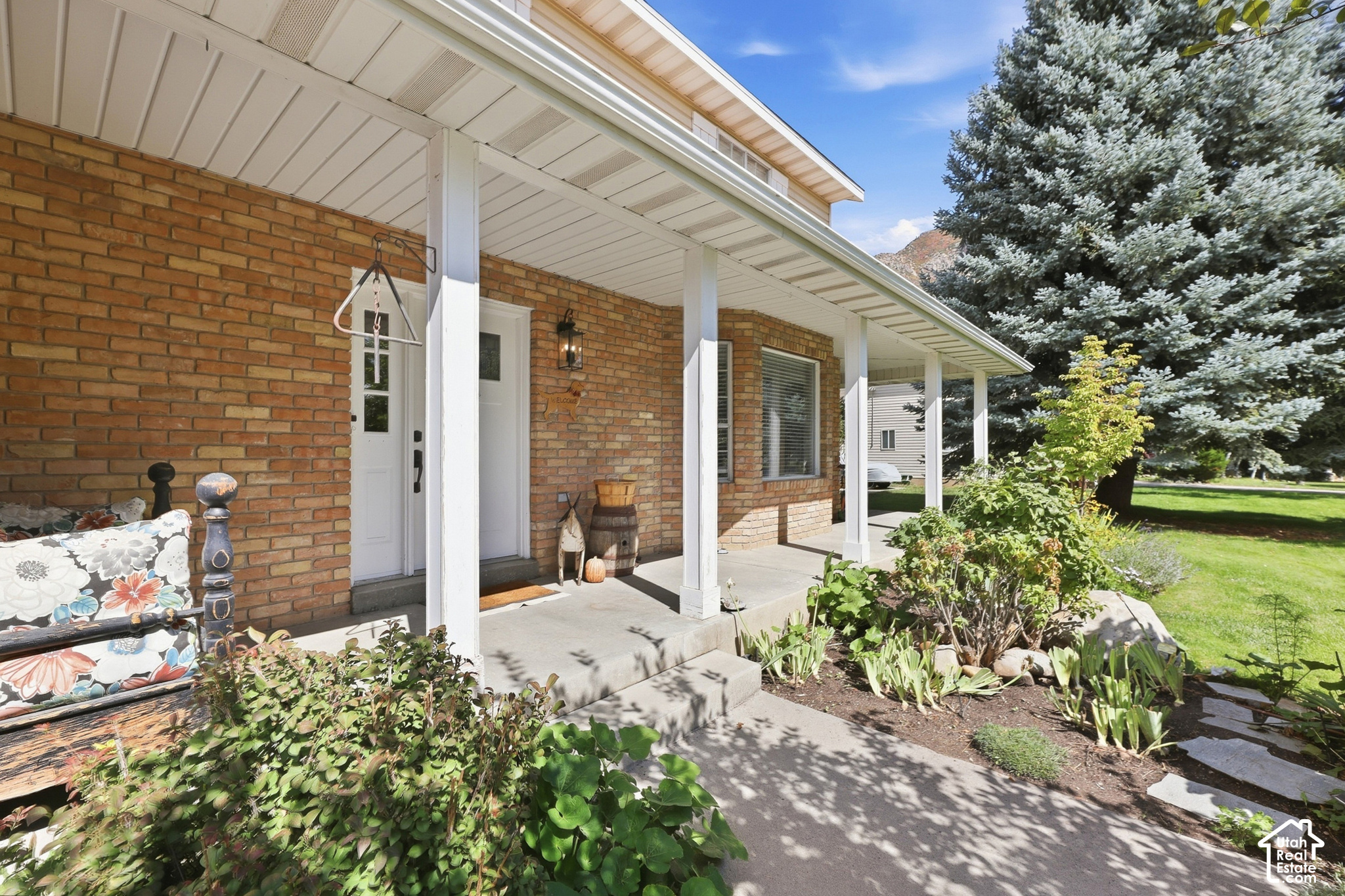 main property photo 50
