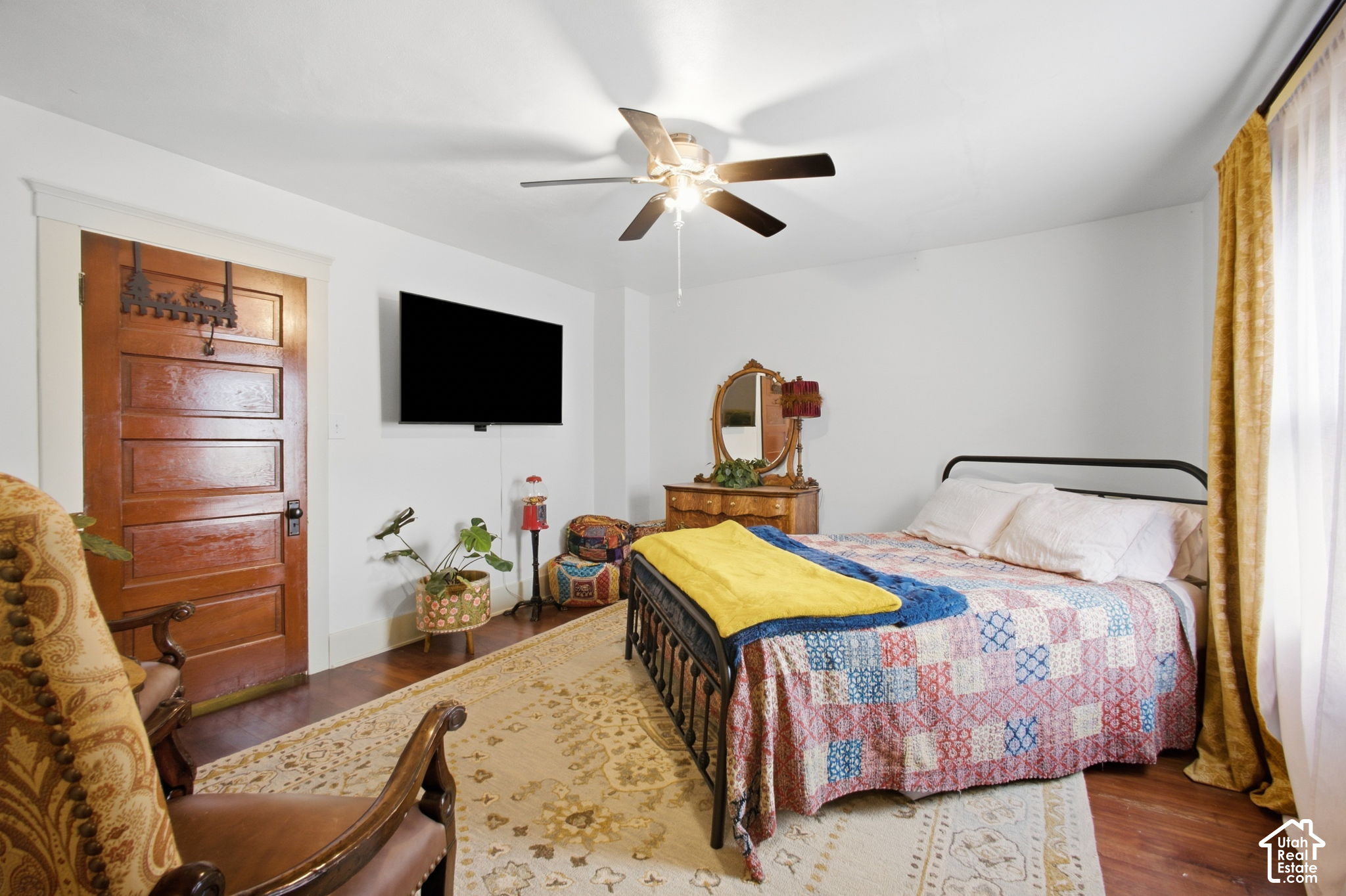 main property photo 25