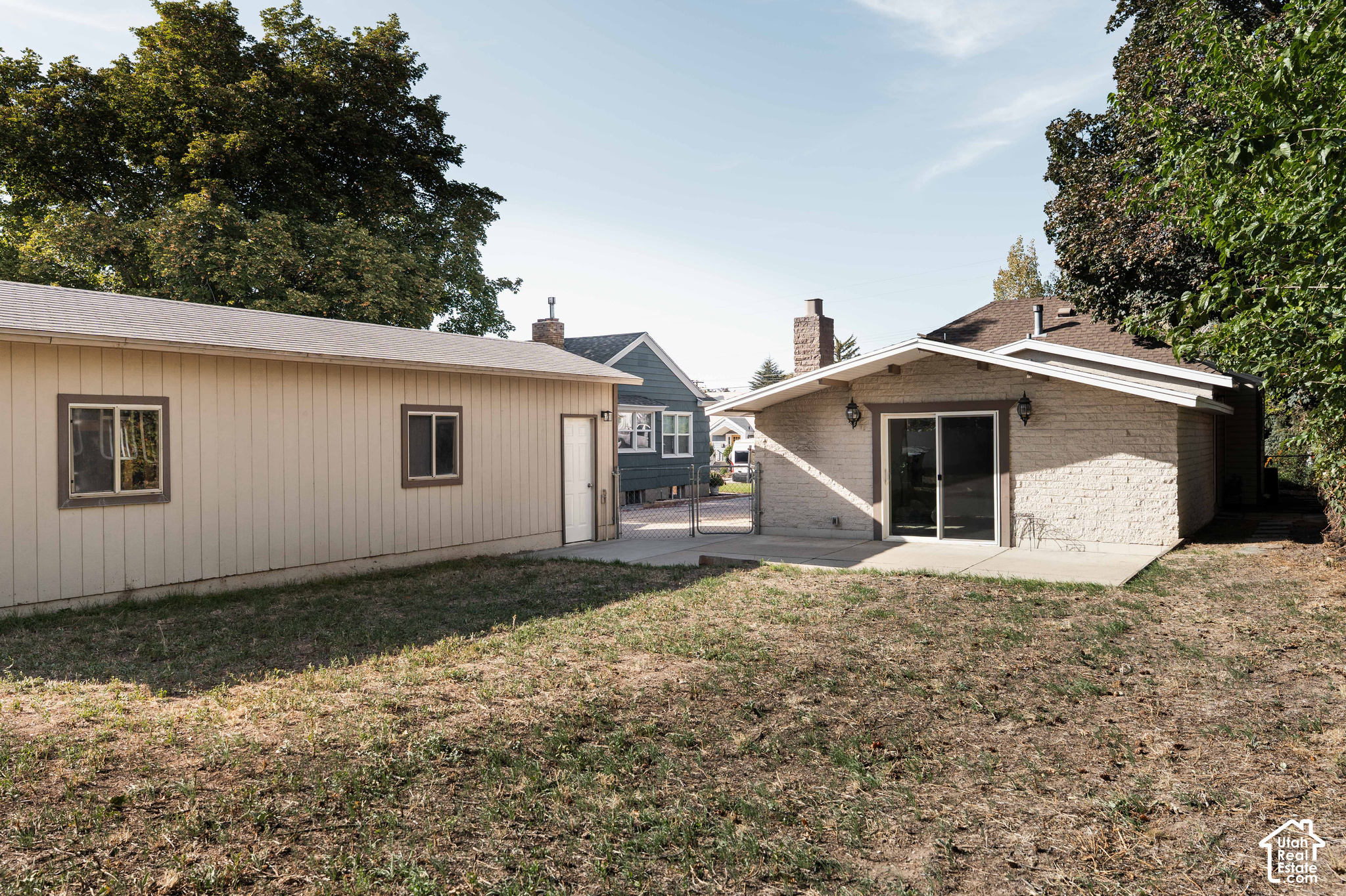 main property photo 20