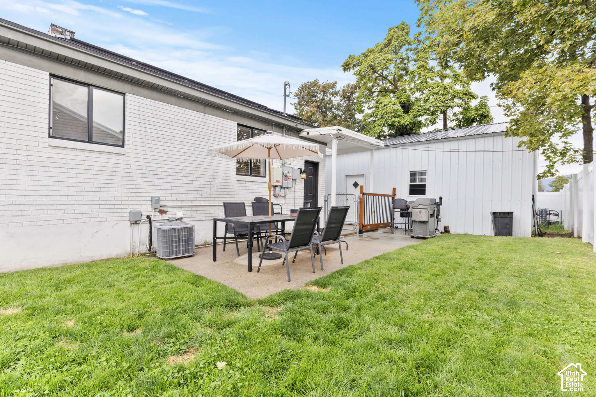 main property photo 7