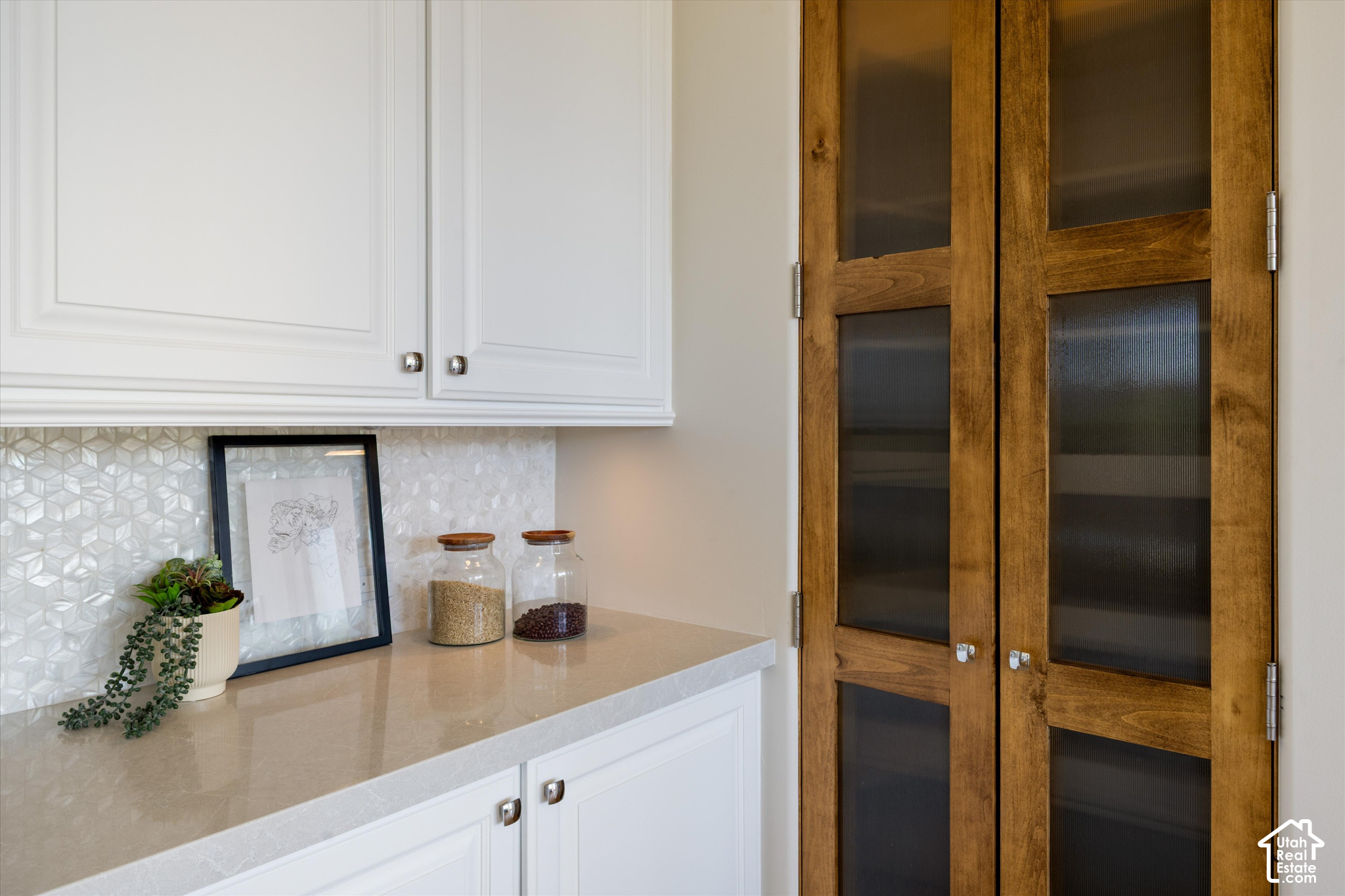 property viewer photo 16