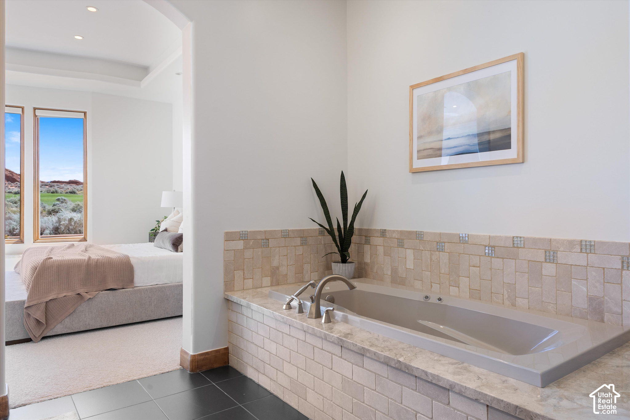 property viewer photo 22