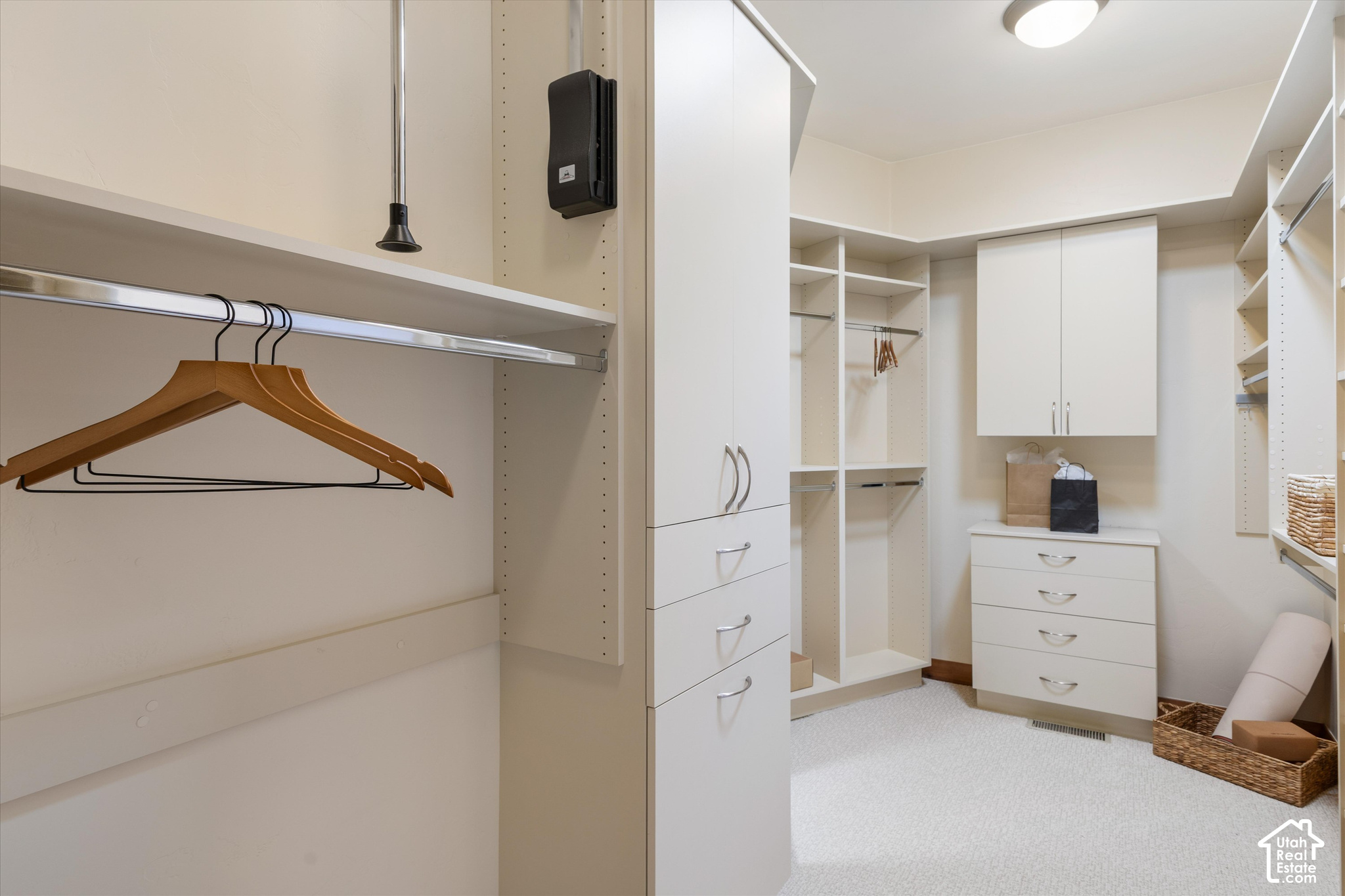 property viewer photo 24