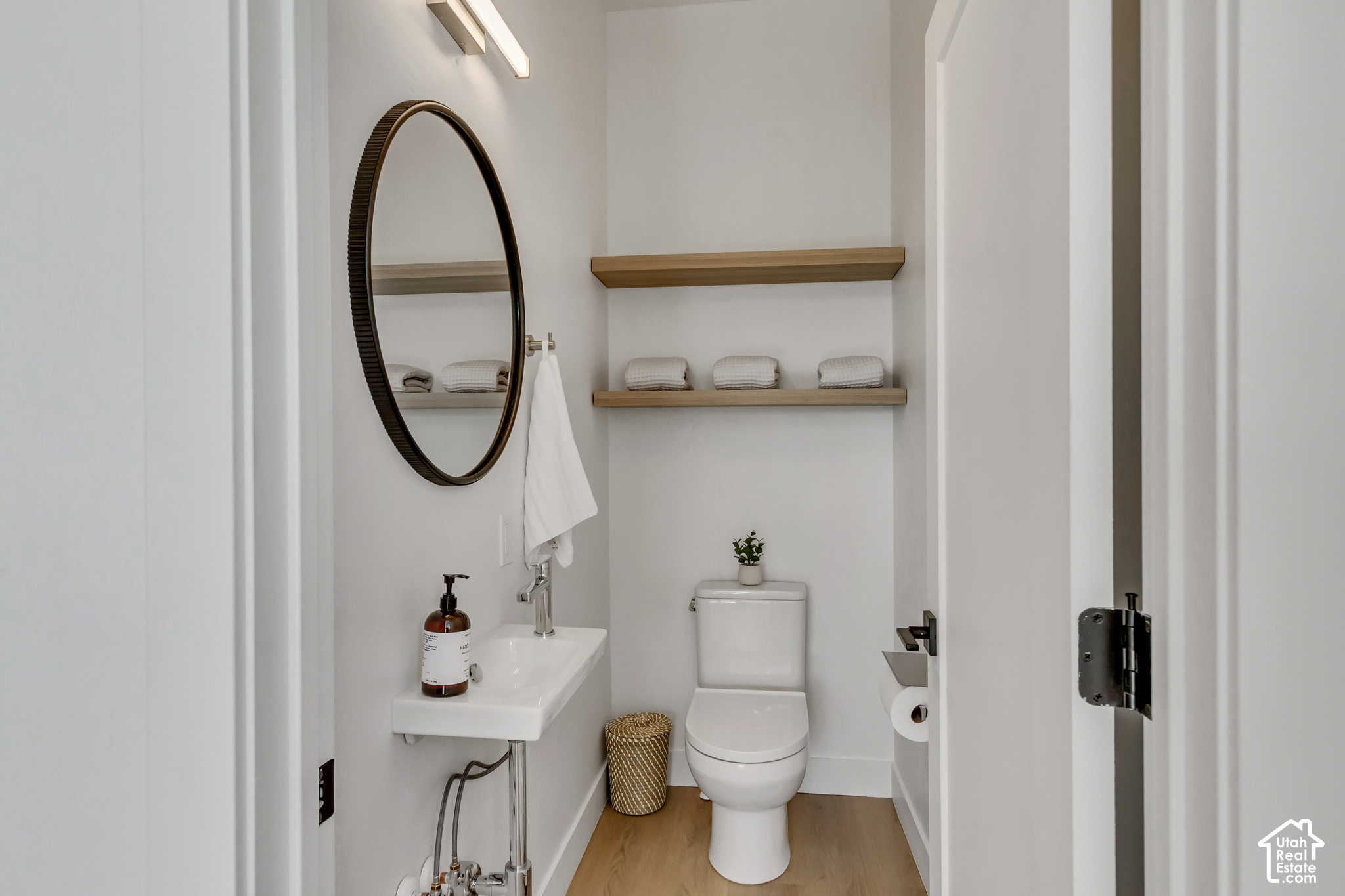 main property photo 12