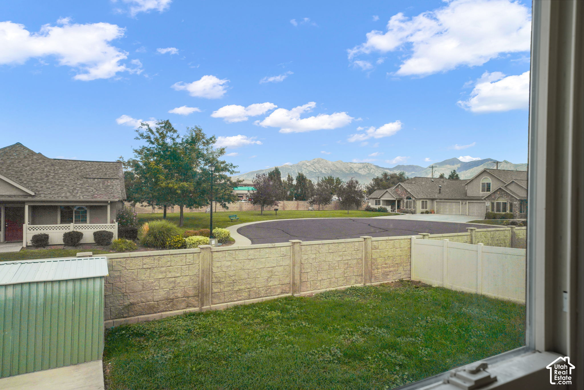main property photo 10