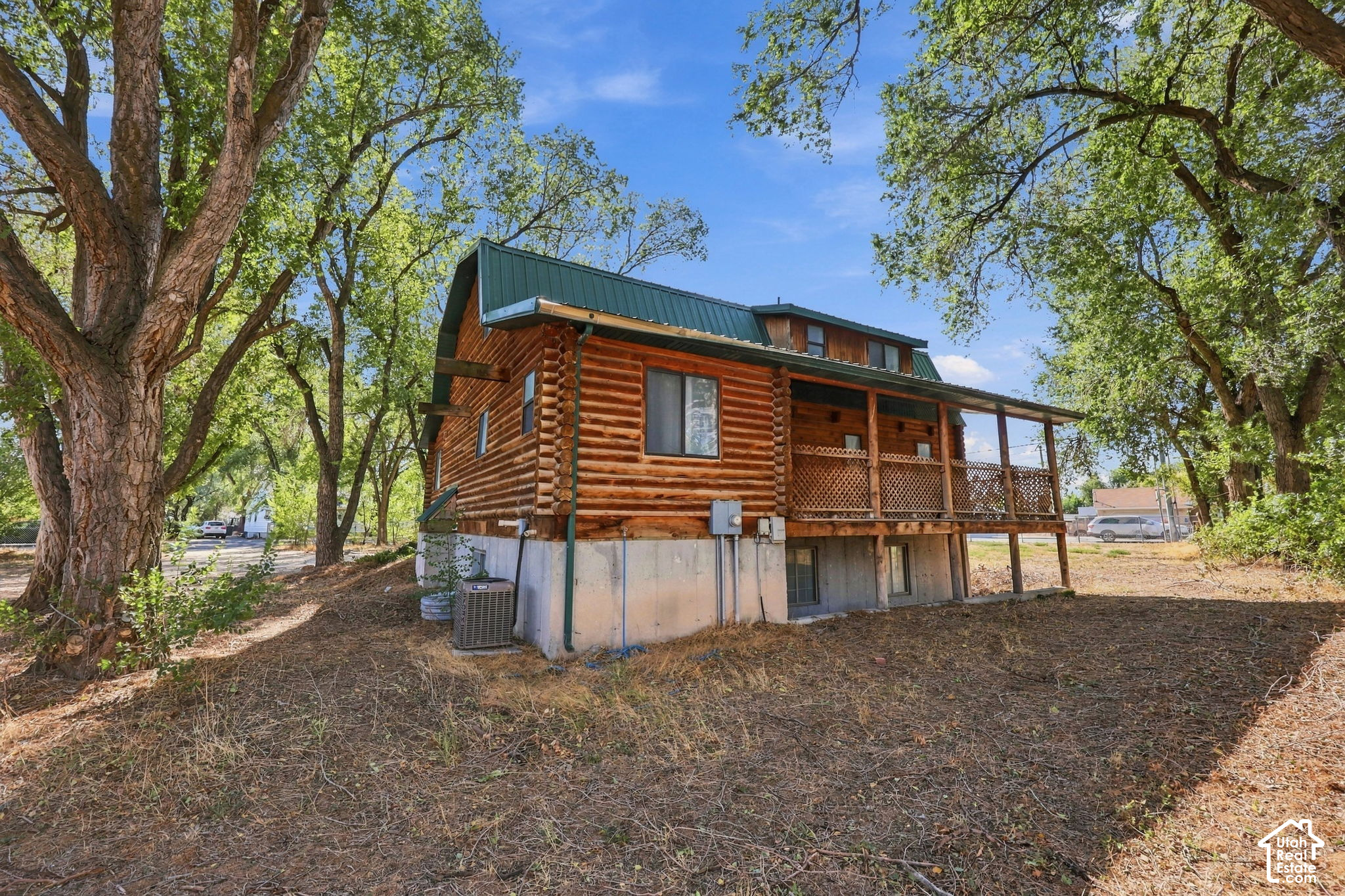 main property photo 35