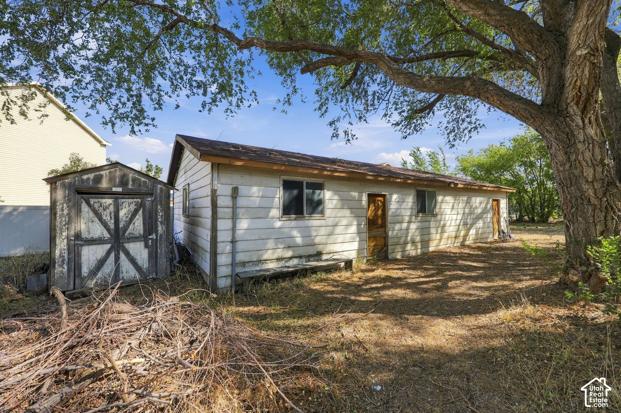 main property photo 42