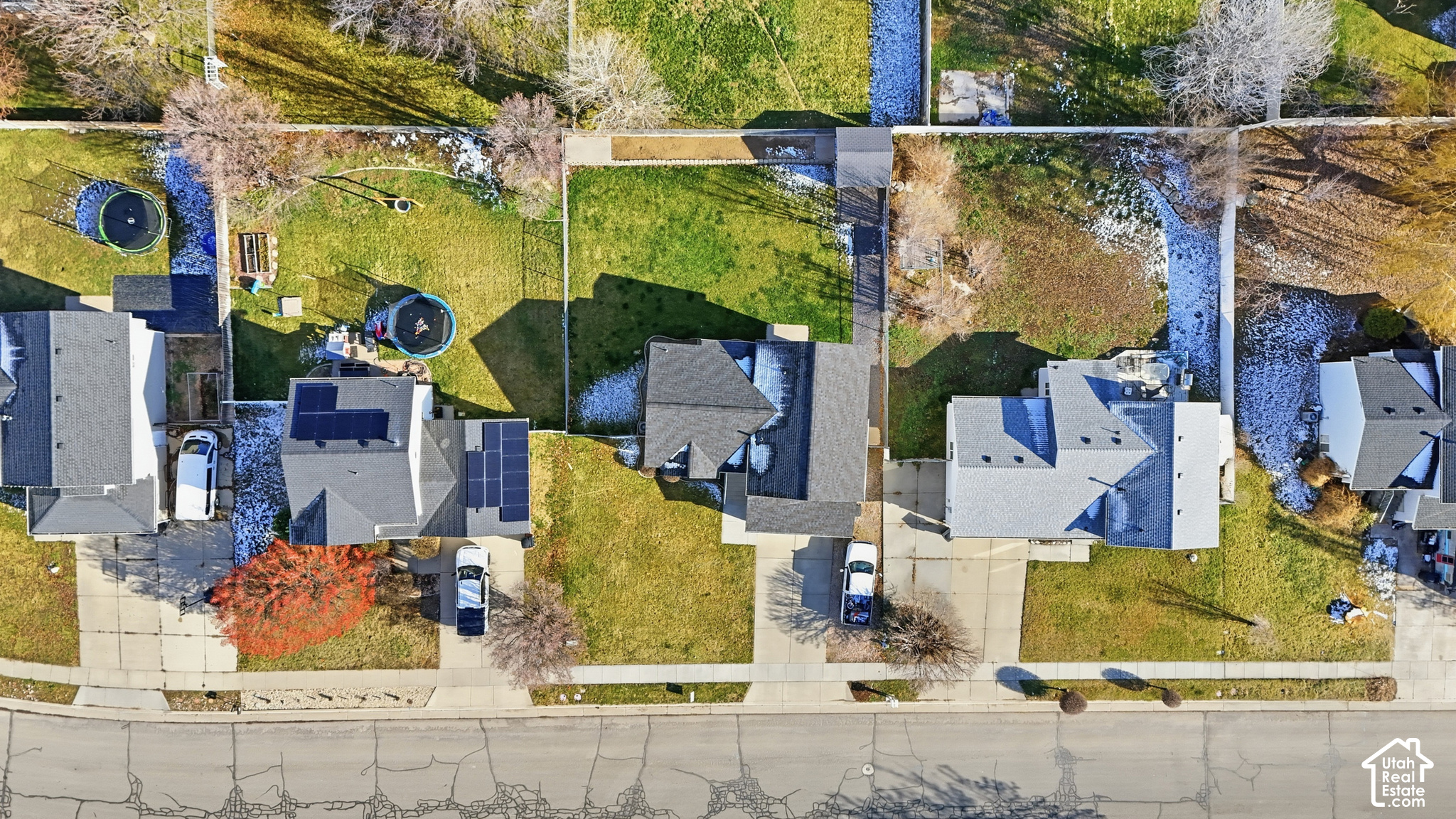 main property photo 29