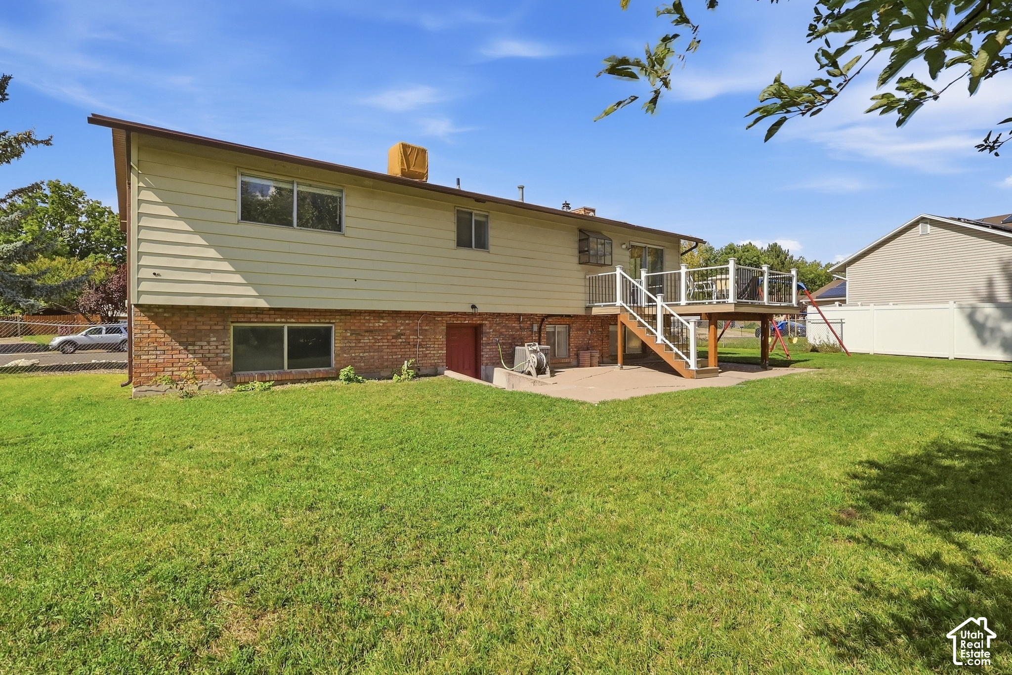 main property photo 26