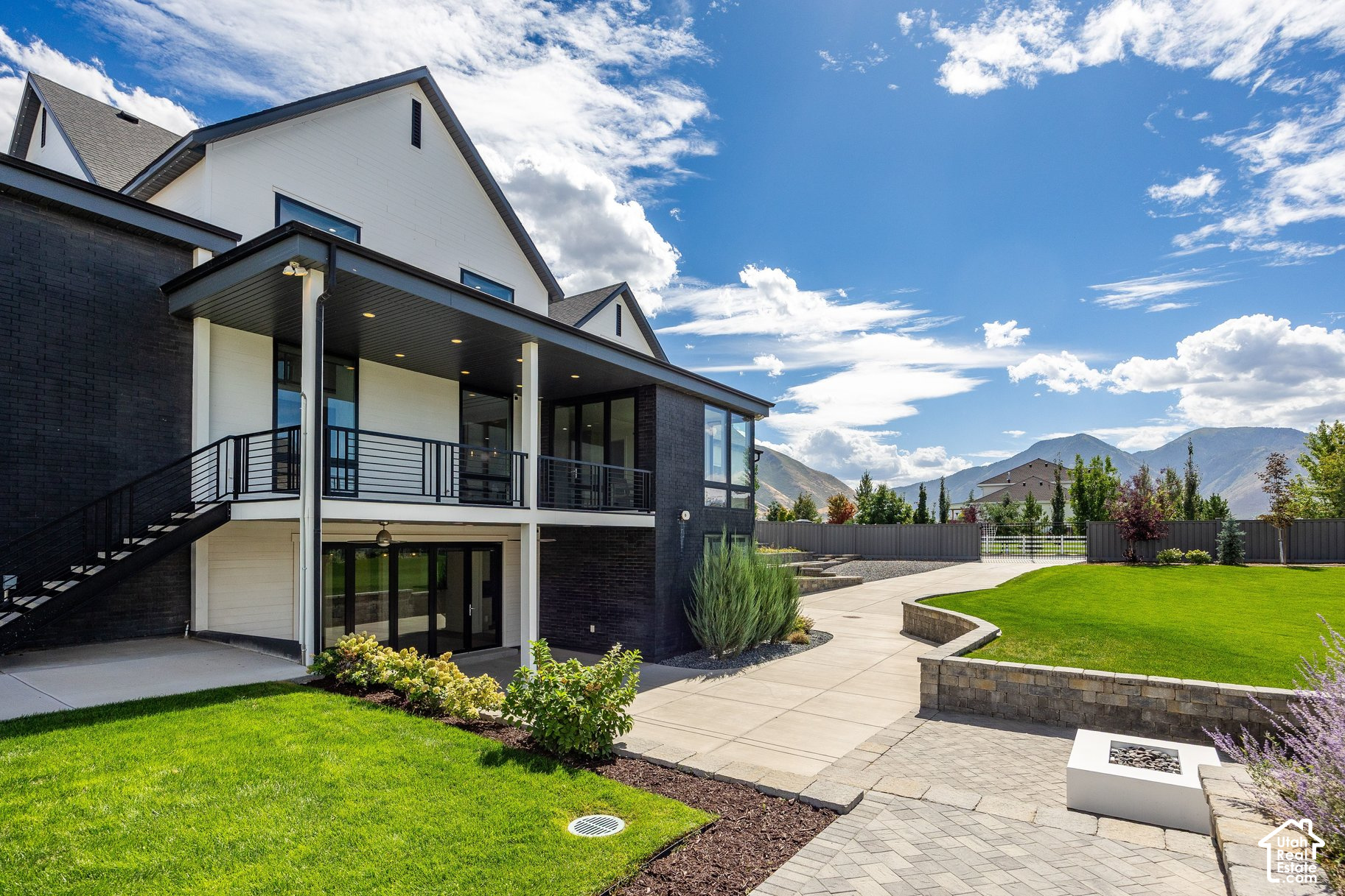 main property photo 65