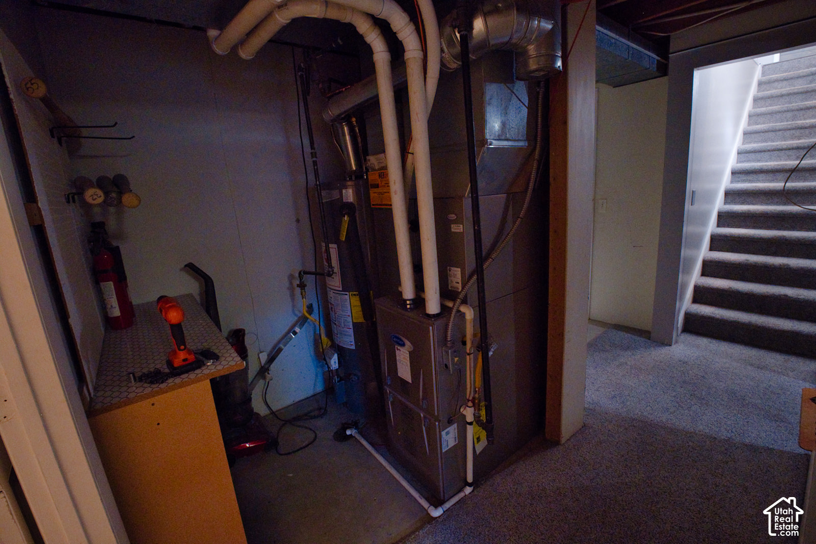 main property photo 28