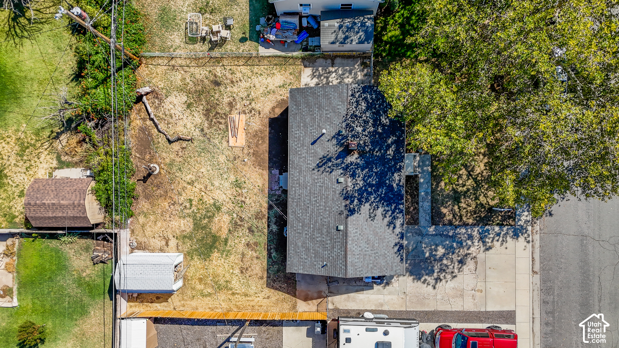 main property photo 16