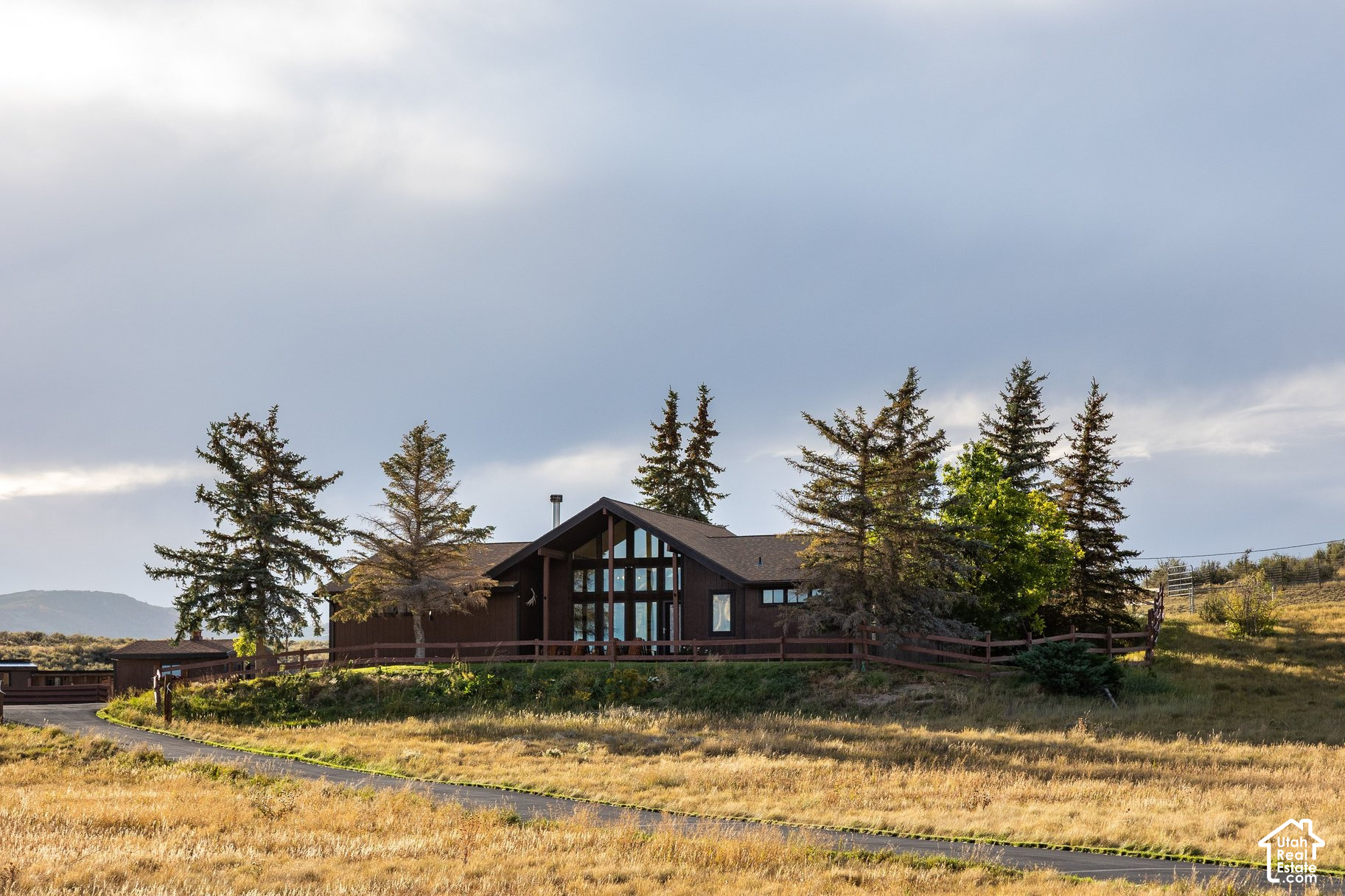 main property photo 22