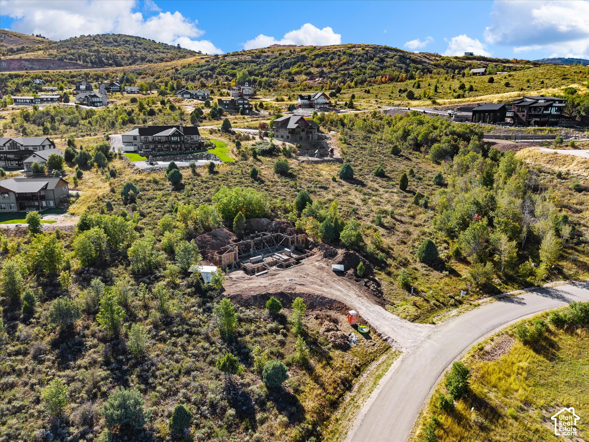 main property photo 5