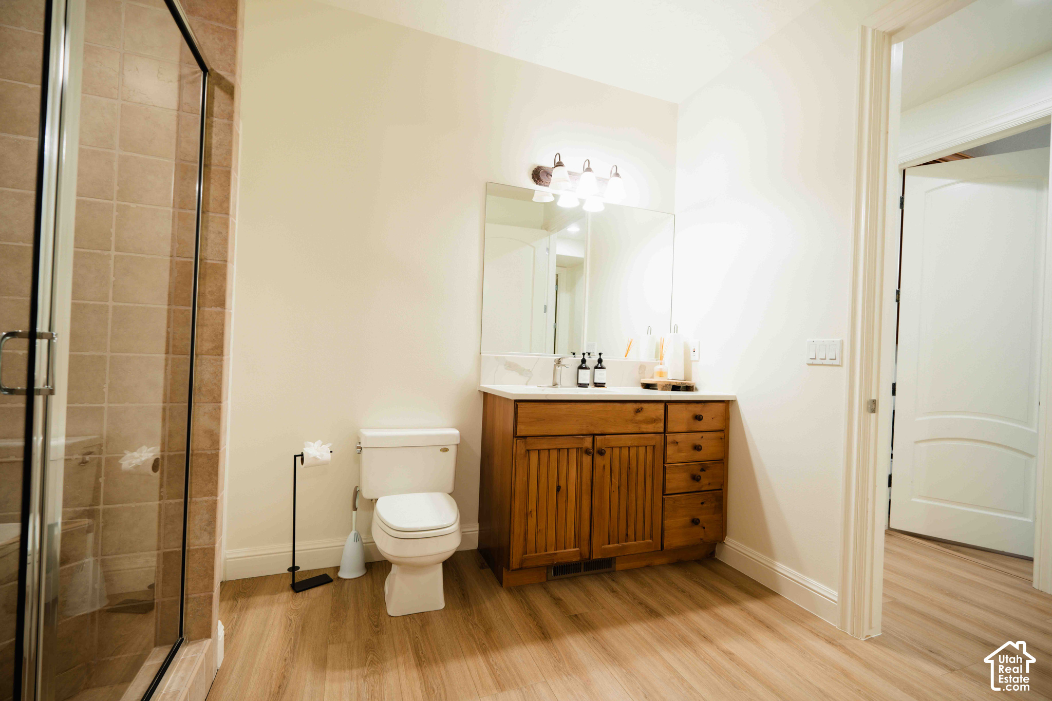 main property photo 58