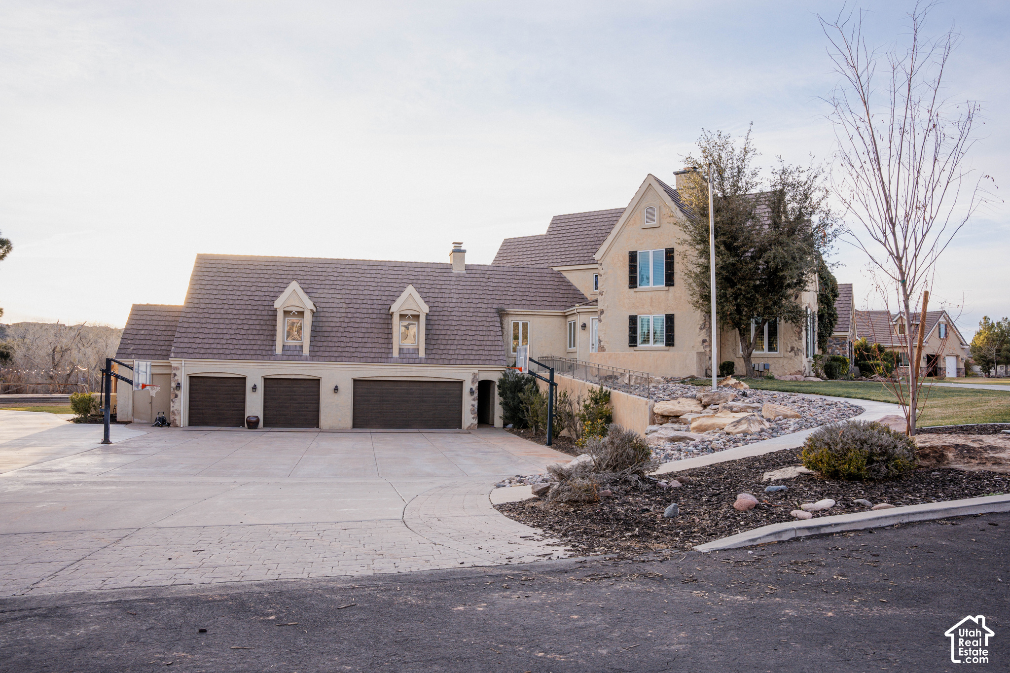 main property photo 84