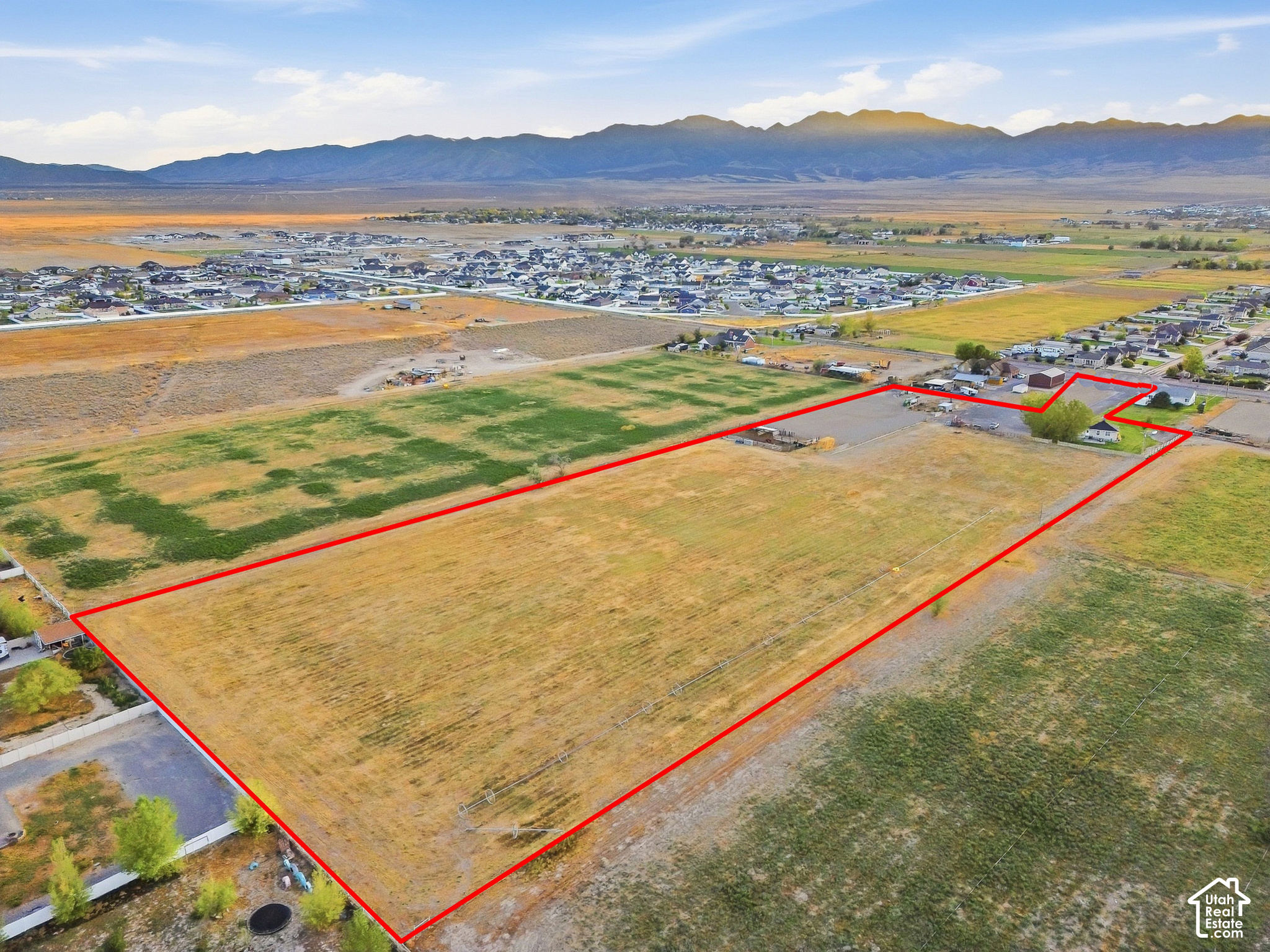 main property photo 27