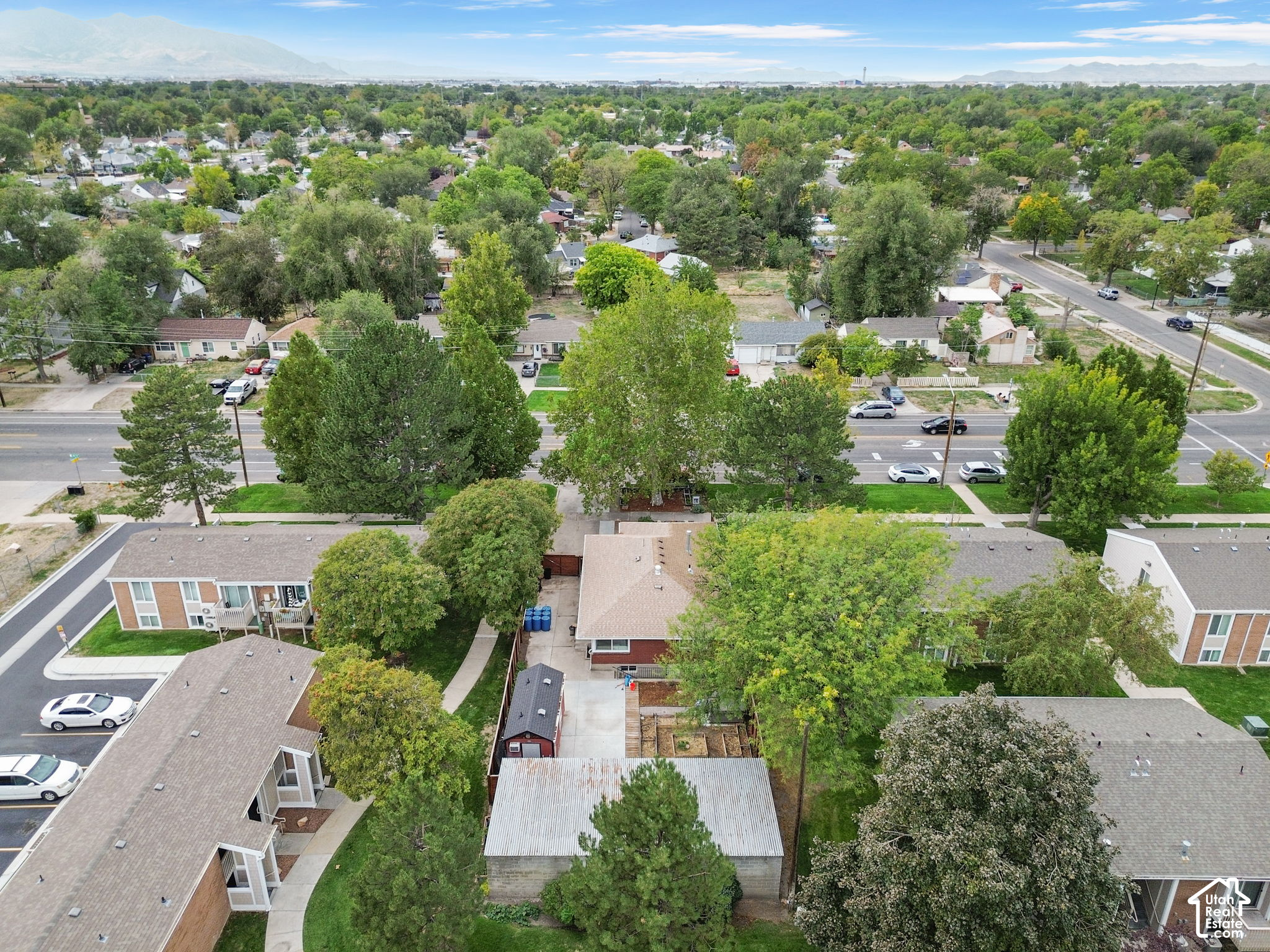main property photo 44