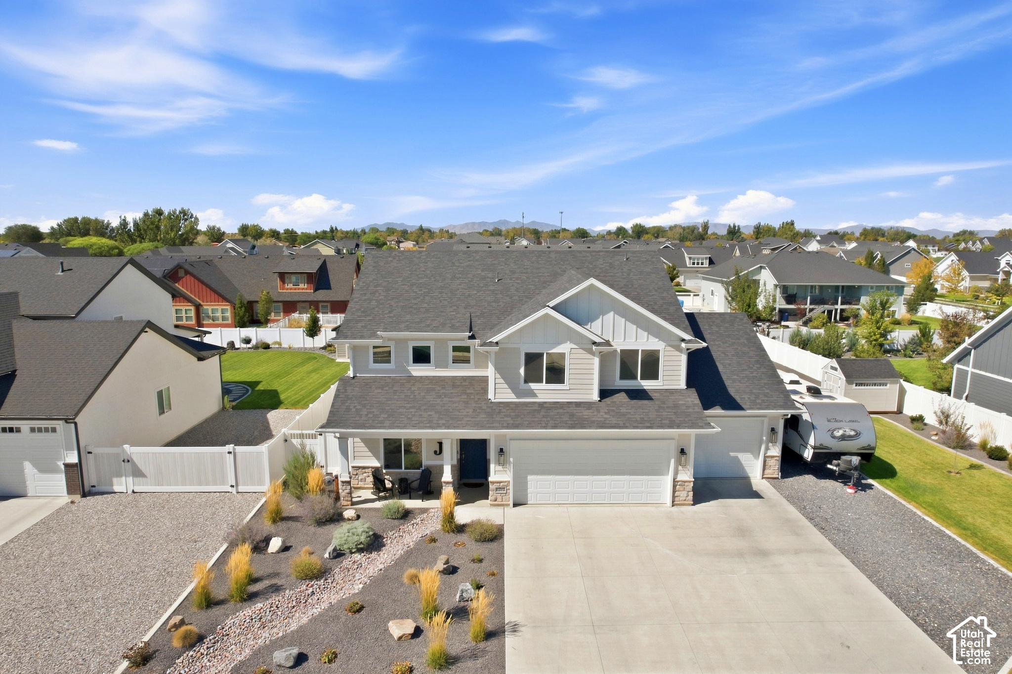 main property photo 44
