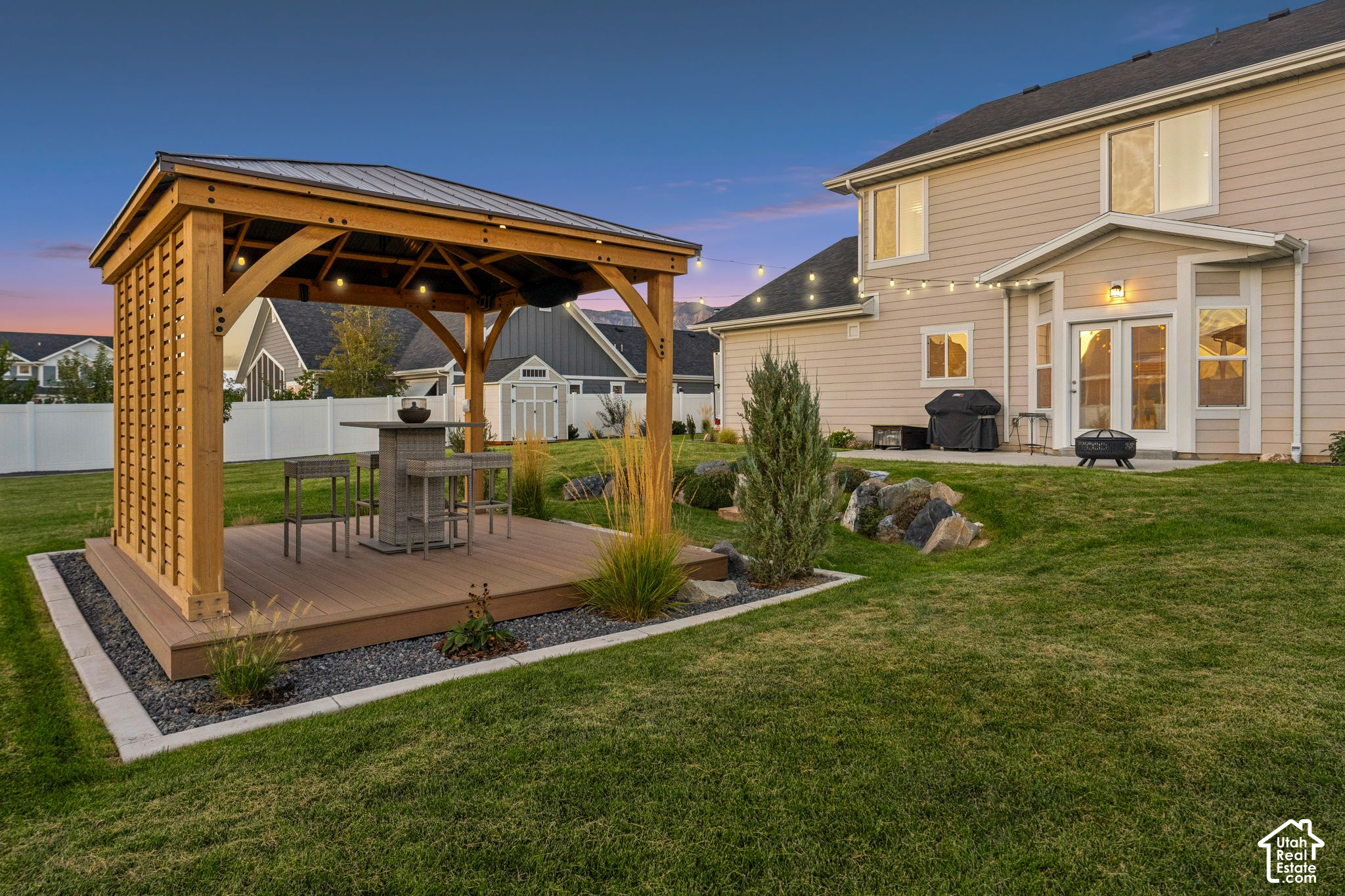 main property photo 59