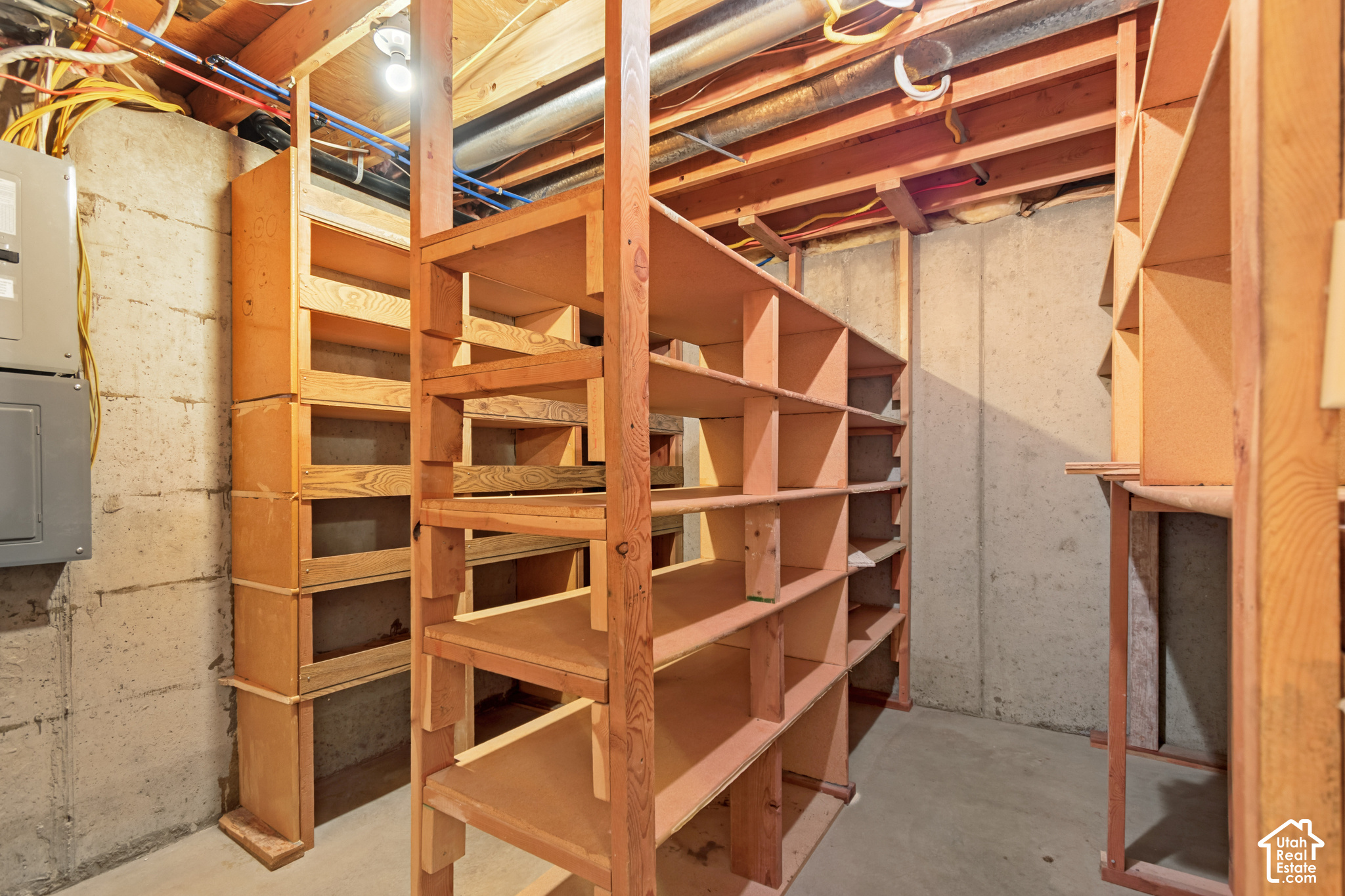 main property photo 27